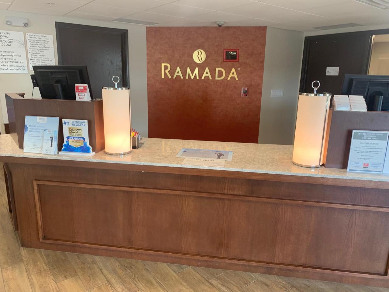 Ramada By Wyndham Minneapolis Golden Valley Exterior foto